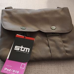 STM Cache IPad Netbook Tablet Shoulder Bag Olive Green
